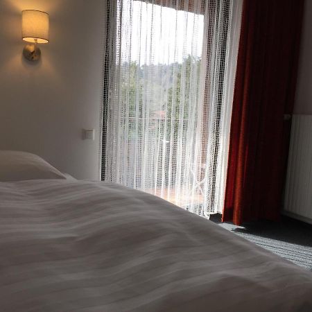 Gaestehaus Faessle Weinstadt Exteriör bild