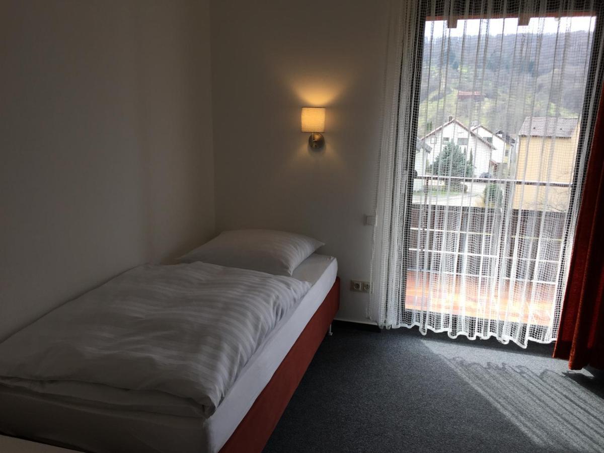 Gaestehaus Faessle Weinstadt Exteriör bild